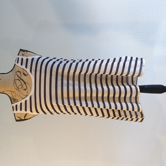 H&M Basic, Navy & White striped tank top, Size Small - Picture 1 of 2